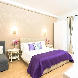 Bq House Milizie Luxury Bed and breakfast